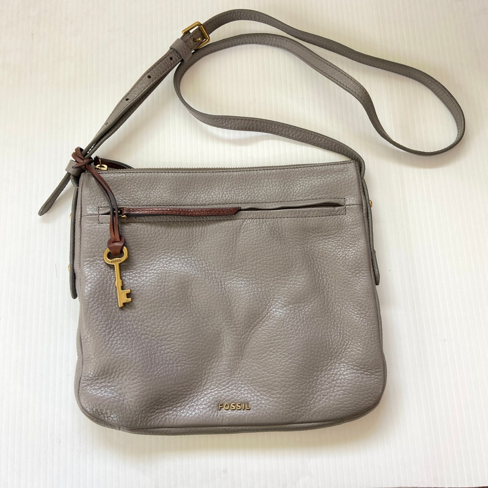 Fossil Gray Pebble Leather Crossbody Bag with Key‎ Charm